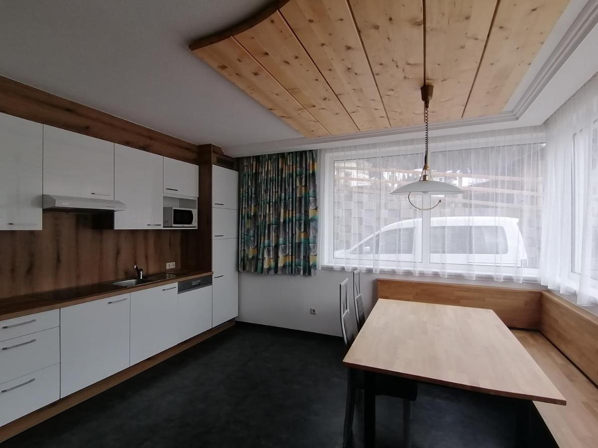 Appartements Rosmarie Fendels Exterior photo